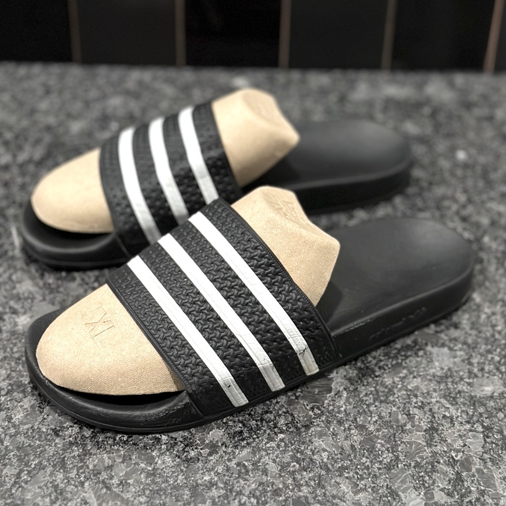 Adidas Adilette Comfort Slides